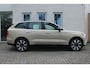 Volvo EX90 Twin Motor Ultra 7p. 111 kWh | All Season | Pilot Assist Pack | Stoel verwarming | Stuurverwarming voor- en achter | Automatisch inklapbare trekhaak | Warmtepomp | 21" lichtmetalen velgen |
