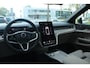 Volvo EX90 Twin Motor Ultra 7p. 111 kWh | All Season | Pilot Assist Pack | Stoel verwarming | Stuurverwarming voor- en achter | Automatisch inklapbare trekhaak | Warmtepomp | 21" lichtmetalen velgen |