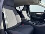 Volvo XC40 1.5 T3 Momentum Automaat Navi Camera Clima Carplay Adapt.cruiseTrekhaak ALl-Seasonbanden