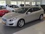 Volvo V60 1.6 T3 R-Design Airco, Cruise Control, Trekhaak, Stuurbekrachtiging