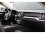 Volvo V60 2.0 B3 | Wegklapbare trekhaak | Stoelverwarming | Stuurverwarming | Camera | Google