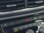 Volkswagen T-Roc 1.0 TSI R-Line | Adaptieve cruise control | Lane assist | Parkeersensoren | Stoelverwarming | Digital cockpit | Carplay | Sfeerverlichting |