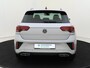 Volkswagen T-Roc 1.0 TSI R-Line | Adaptieve cruise control | Lane assist | Parkeersensoren | Stoelverwarming | Digital cockpit | Carplay | Sfeerverlichting |