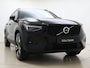 Volvo XC40 B4 211pk Plus Dark / 20'' / Pixel Koplampen / Panoramadak / Getint Glas / Nubuck / 360 Camera / El. Stoelen / Noodreservewiel / Trekhaak / Stoel + Stuuw. Verwarming /