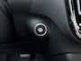 Volvo XC40 B4 211pk Plus Dark / 20'' / Pixel Koplampen / Panoramadak / Getint Glas / Nubuck / 360 Camera / El. Stoelen / Noodreservewiel / Trekhaak / Stoel + Stuuw. Verwarming /