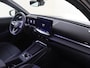 Volkswagen T-Roc 1.5 eTSI R-Line | Trekhaak |  Achteruitrijcamera | Matrix LED verlichting | Keyless | Adaptieve cruise control | Dodehoekdetectie | Stoel- en stuurwielverwarming | Elektrische kofferklep |