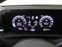 Volkswagen T-Roc 1.5 eTSI R-Line | Trekhaak |  Achteruitrijcamera | Matrix LED verlichting | Keyless | Adaptieve cruise control | Dodehoekdetectie | Stoel- en stuurwielverwarming | Elektrische kofferklep |