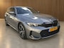 BMW 3-Serie Touring 318i M-sport navigatie / camera / app