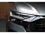 Audi RS Q8 4.0 TFSI B&O HUD Massage Keramisch Softclose ACC PDC Nachtzicht RS Seats Keyless 360 Camera Stoelventilatie Elektr. achterklep Memory seats Elektr. trekhaak Navi Niveauregeling Alcantara binnenhemel Stoelverwarming LM velgen