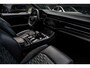 Audi RS Q8 4.0 TFSI B&O HUD Massage Keramisch Softclose ACC PDC Nachtzicht RS Seats Keyless 360 Camera Stoelventilatie Elektr. achterklep Memory seats Elektr. trekhaak Navi Niveauregeling Alcantara binnenhemel Stoelverwarming LM velgen