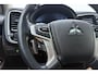 Mitsubishi Outlander 2.0 PHEV Automaat instyle | Navigatie | Lederen bekleding | Achteruitrijcamera | Elektrische achterklep | Stoel- en stuurverwarming | Verwarmd voorraam