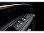 Fiat 600 1.2 Turbo 145pk Hybrid Automaat Sport | DEMO | Tot 8 jaar garantie | Navigatie | Achteruitrijcamera | Elektrische achterklep | LED Matrix koplampen | Sportief interieur | 18" Lichtmetalen velgen | Zwart dak