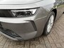 Opel Astra 1.2 Turbo 110pk Business Edition | Navigatie | Achteruitrijcamera | Adapt. Cruise control | Stoel & stuurverwarming | AGR Comfortstoel | Keyless | Parkeersensoren