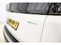Peugeot 3008 1.6 HYbrid 225pk Automaat Road Trip Plug in Hybrid | Navigatie | Achteruitrijcamera | Dodehoek detectie | Climate control | Keyless | Lage kilometerstand
