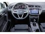 Volkswagen Tiguan 1.4 TSI eHybrid 245pk | SoH 95% | Trekhaak | Panoramadak | Navigatie | Stoelverwarming