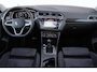 Volkswagen Tiguan 1.4 TSI eHybrid 245pk | SoH 95% | Trekhaak | Panoramadak | Navigatie | Stoelverwarming
