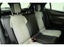 Peugeot e-2008 EV GT Pack 50 kWh | SOH 88,6%| Navigatie | Achteruitrijcamera | Alcantara | Stoelverwarming | Climate control | Cruise control | 18" Lichtmetalen velgen