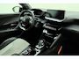 Peugeot e-2008 EV GT Pack 50 kWh | SOH 88,6%| Navigatie | Achteruitrijcamera | Alcantara | Stoelverwarming | Climate control | Cruise control | 18" Lichtmetalen velgen