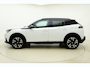 Peugeot e-2008 EV GT Pack 50 kWh | SOH 88,6%| Navigatie | Achteruitrijcamera | Alcantara | Stoelverwarming | Climate control | Cruise control | 18" Lichtmetalen velgen