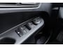 Ford B-Max 1.0 Turbo 100pk EcoBoost Style | Navigatie | Airco | Trekhaak | Stoelverwarming | Lederen stuurwiel | Voorruit verwarmbaar