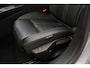 Peugeot 308 SW 1.2 PureTech Allure | Apple carplay/Android auto | Parkeercamera V + A | Electronic climate control | Draadloze telefoonlader | Stoelverwarming | Navigatie | Parkeersensoren V+A | Automaat
