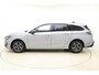 Peugeot 308 SW 1.2 PureTech Allure | Apple carplay/Android auto | Parkeercamera V + A | Electronic climate control | Draadloze telefoonlader | Stoelverwarming | Navigatie | Parkeersensoren V+A | Automaat