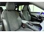 Peugeot E-3008 GT 73 kWh | Trekhaak | Panoramic Navigation | WLTP range 525km | elektrische achterklep | stoel en stuurverwarming