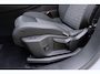 Peugeot E-3008 Allure Avantage 210pk 73 kWh | 3 Fase | Stoelverwarming | Rondomzicht Camera | Apple Carplay/Android Auto | 19inch Lichtmetalen Velgen | Adaptieve Cruise Control
