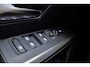 Peugeot E-3008 Allure Avantage 210pk 73 kWh | 3 Fase | Stoelverwarming | Rondomzicht Camera | Apple Carplay/Android Auto | 19inch Lichtmetalen Velgen | Adaptieve Cruise Control