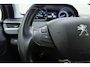 Peugeot 2008 1.2 PureTech Allure | Apple carplay/Android auto | Navigatie | Achteruitrijcamera | 110PK | Cruise control | Climate control | Trekhaak