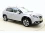 Peugeot 2008 1.2 PureTech Allure | Apple carplay/Android auto | Navigatie | Achteruitrijcamera | 110PK | Cruise control | Climate control | Trekhaak
