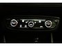 Opel Crossland 1.2 Turbo 110pk Level 4 | Panoramadak | Navigatie | Camera | Climate control | Parkeersensoren | Lichtmetalen velgen | Getint glas | DAB Radio | Cruise control | Bluetooth