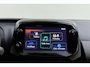Peugeot 108 1.0 e-VTi Allure | Apple carplay/Android auto | Navigatie via APP. | Airco | All season banden | Lichtmetalen velgen 15'' | Stuurwiel multifunctioneel |