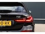 BMW 1-Serie 118i Sportline Automaat | Leer | Stoelverwarming | 18 Inch | Camera | Live Cockpit Plus | Apple Carplay / Android Auto