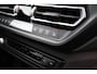 BMW 1-Serie 118i Sportline Automaat | Leer | Stoelverwarming | 18 Inch | Camera | Live Cockpit Plus | Apple Carplay / Android Auto