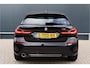 BMW 1-Serie 118i Sportline Automaat | Leer | Stoelverwarming | 18 Inch | Camera | Live Cockpit Plus | Apple Carplay / Android Auto