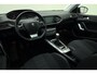 Peugeot 308 SW 1.2 PureTech Blue Lease Premium 130pk | Navigatie | Panoramadak | Climate Control | Trekhaak | Camera | Cruise Control | Parkeersensoren | Apple Carplay - Android Auto