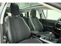 Peugeot 308 SW 1.2 PureTech Blue Lease Premium 130pk | Navigatie | Panoramadak | Climate Control | Trekhaak | Camera | Cruise Control | Parkeersensoren | Apple Carplay - Android Auto