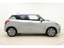 Suzuki Swift 1.2 Style Smart Hybrid 83pk | Navigatie | Climate Control | Cruise Control | Stoelverwarming | Camera | Lichtmetalen Velgen | Apple Carplay - Android Auto