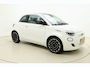 Fiat 500e La Prima 42 kWh | Glazen dak | Cruise control | Camera | Elektrisch verstelbare spiegels