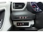 Suzuki Swift 1.2 Style Smart Hybrid 83pk | Automaat | Navigatie | Climate Control | Cruise Control Adaptief | Camera | Stoelverwarming | Draadloos Apple Carplay - Android Auto