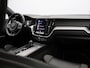 Volvo XC60 T8 AWD Recharge R-Design / Trekhaak / Pan. dak / 360 camera / Stoel+stuur+achterbankverwarming