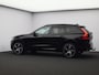 Volvo XC60 T8 AWD Recharge R-Design / Trekhaak / Pan. dak / 360 camera / Stoel+stuur+achterbankverwarming