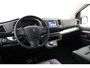 Peugeot Traveller 2.0 BlueHDi Business VIP Long S&S 180 PK | Automaat | Luxe uitvoering | 7 Zitplaatsen | Lederen bekleding | Elektrische schuifdeuren | Sidebars | Trekhaak | VOL opties