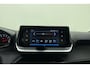 Peugeot 208 1.2 PureTech Blue Lease Active 75 PK | Handgeschakeld | Licht Metalen Velgen | Parkeersensor | Airco | Cruise Control | Bluetooh | Mirror Screen | Apple Carplay | 1e eigenaar