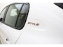 Peugeot 208 1.2 Hybrid e-DCS6 Style 110 PK | Automaat | Parkeersensor | Airco | Android auto / Apple Carplay | Cruise Control | Bluetooth | Nieuw uit voorraad leverbaar