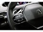 Peugeot 3008 1.2 PureTech GT Trekhaak | Stoelverwarming Voor | Adaptief Cruise Control | Dodehoek Detectie | Lendensteun | Parkeer Sensoren rondom |