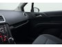 Opel Meriva 1.4 Turbo Cosmo | Navigatie | Trekhaak | Parkeersensoren | Climate control | Hoge instap | Extra getint glas | Lichtmetalen velgen
