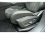 Peugeot e-5008 GT Avantage 73 kWh 7p 100% | Bekleding Alcantara®/kunstleder | Panoramisch schuifdak Pack | Seat Pack Comfort | 360 vision & Drive Assist Plus Pack (GT) | Nieuw uit voorraad
