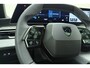 Peugeot e-5008 GT Avantage 73 kWh 7p 100% | Bekleding Alcantara®/kunstleder | Panoramisch schuifdak Pack | Seat Pack Comfort | 360 vision & Drive Assist Plus Pack (GT) | Nieuw uit voorraad